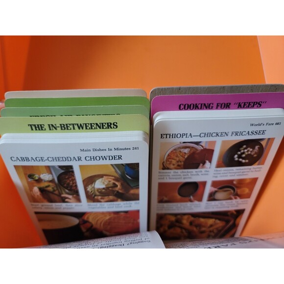 Vintage 1975 Betty Crocker STEP BY STEP Recipe Index Book Cards Orange Box - Picture 4 of 9